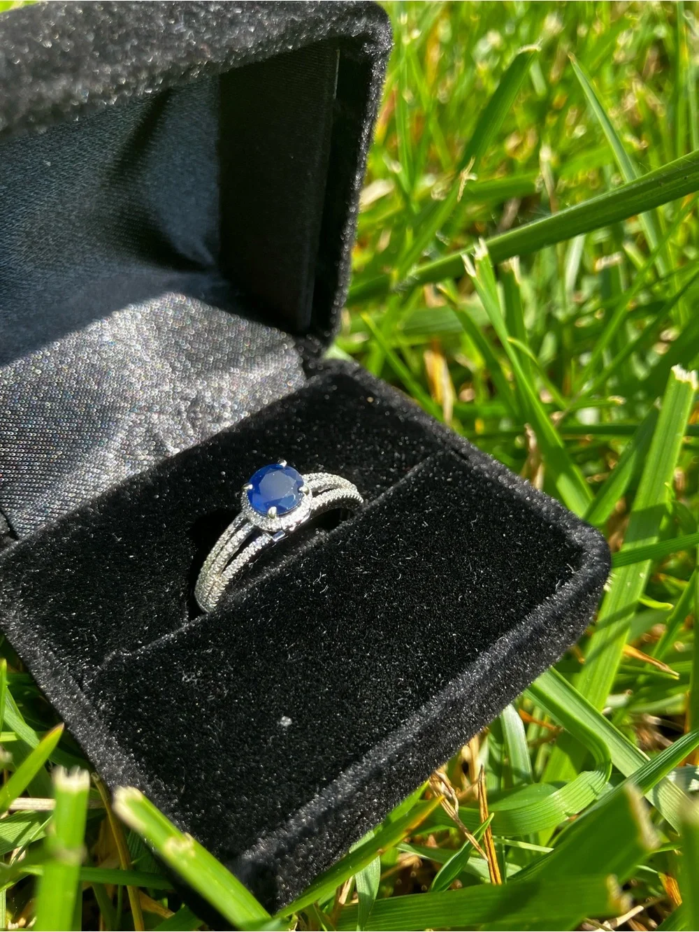 N/A elegant ring